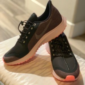 Women’s Nike Sneakers